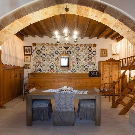 "Finio" Traditional House Apartment Архангелос Екстериор снимка