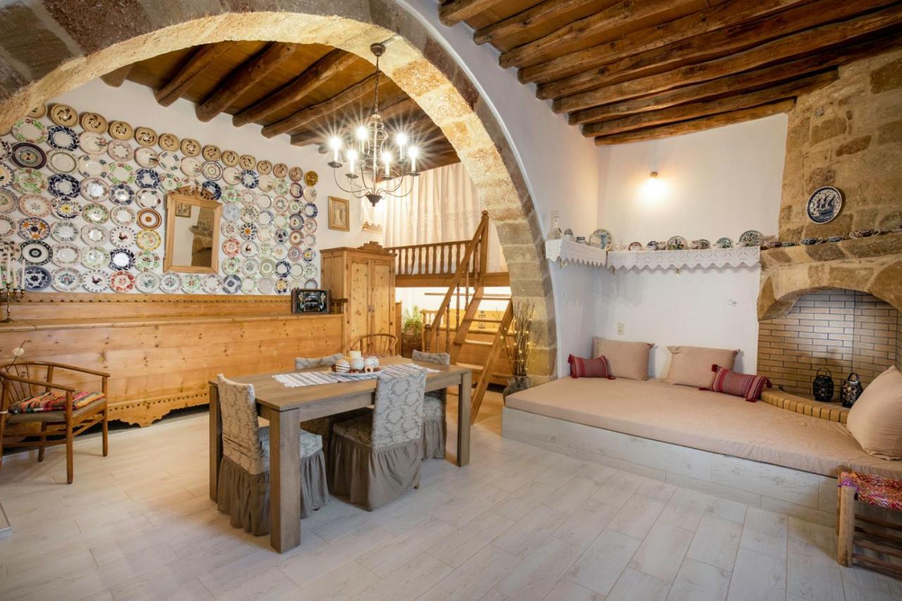 "Finio" Traditional House Apartment Архангелос Екстериор снимка