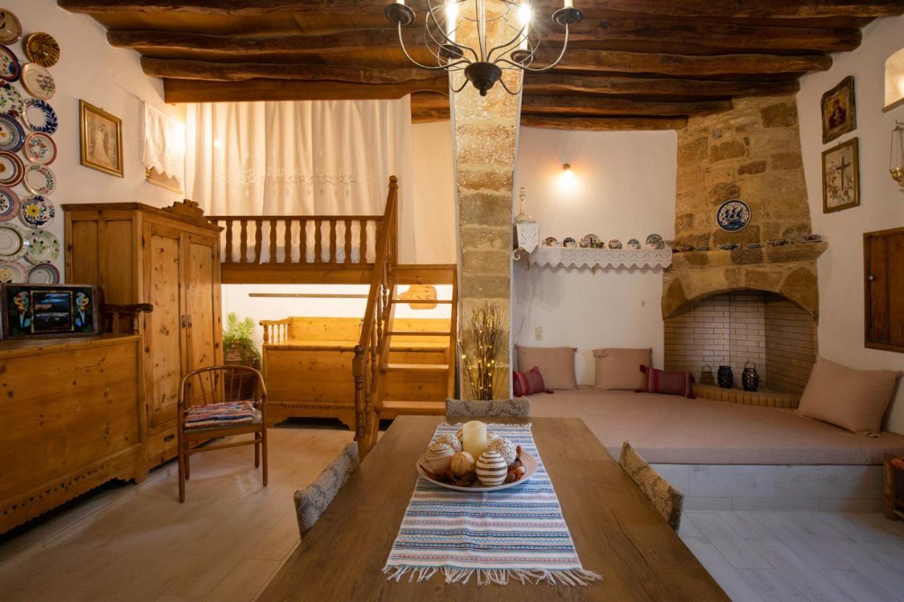 "Finio" Traditional House Apartment Архангелос Екстериор снимка