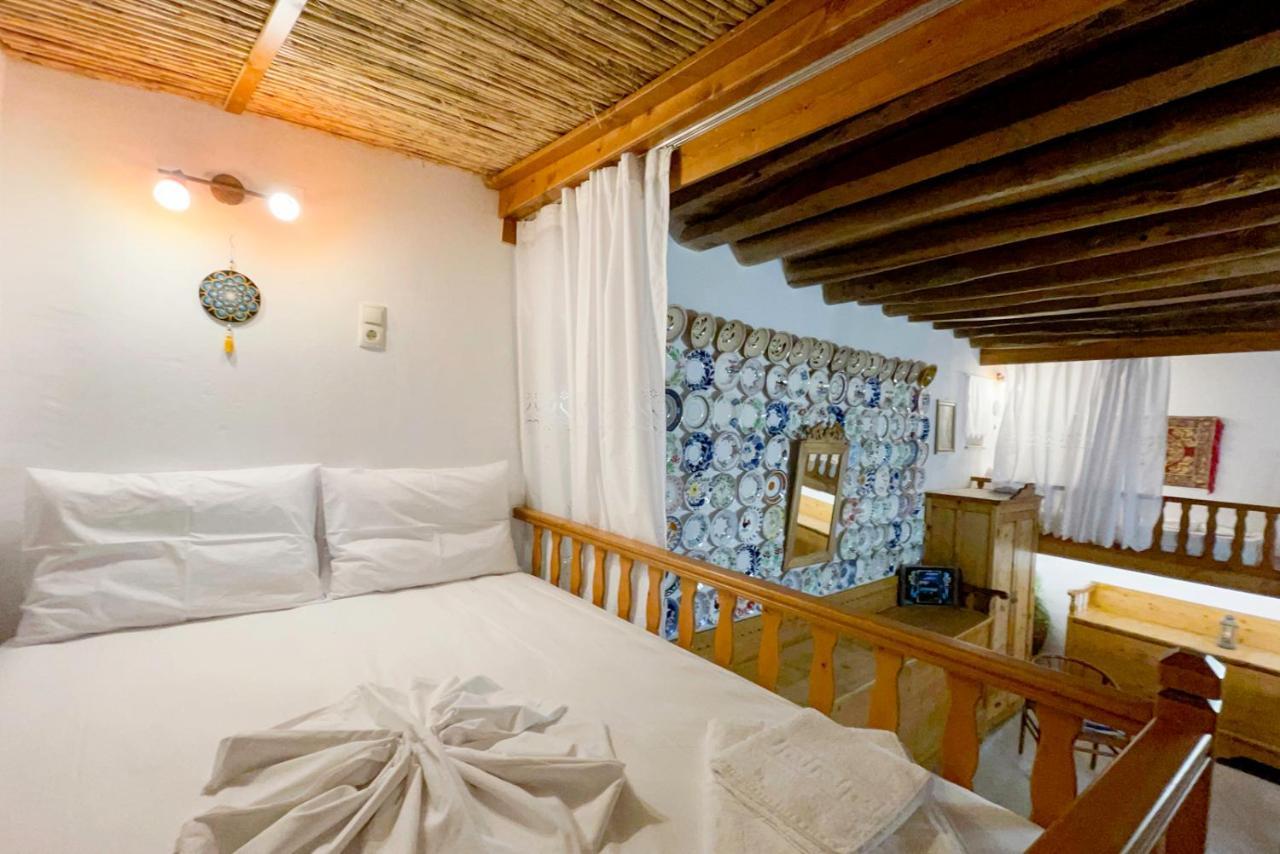 "Finio" Traditional House Apartment Архангелос Екстериор снимка