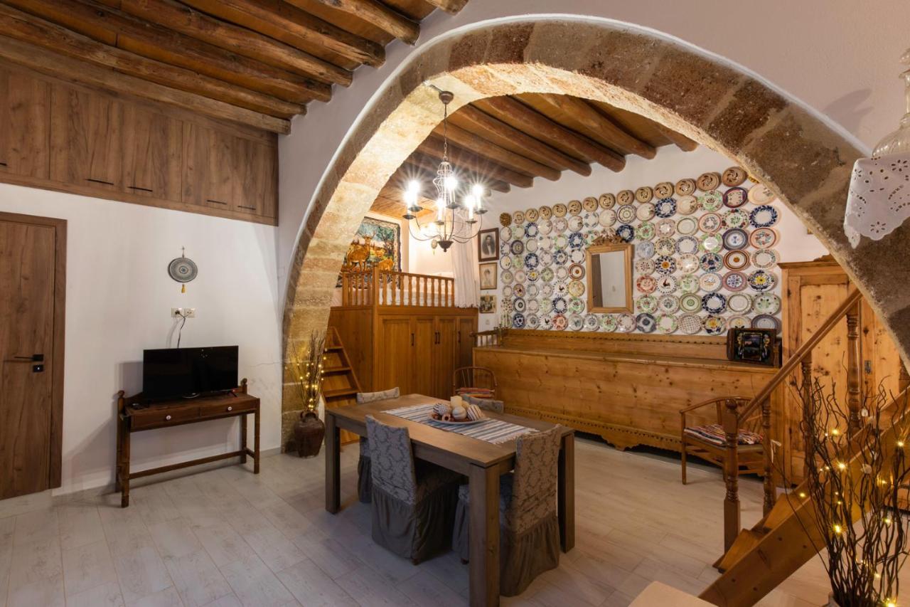 "Finio" Traditional House Apartment Архангелос Екстериор снимка