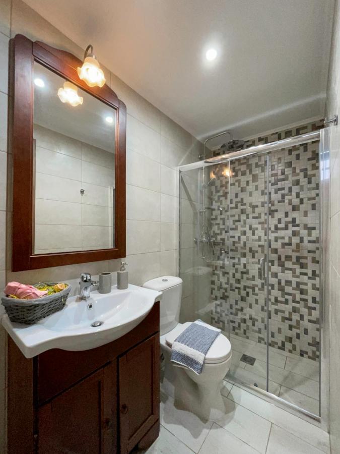 "Finio" Traditional House Apartment Архангелос Екстериор снимка